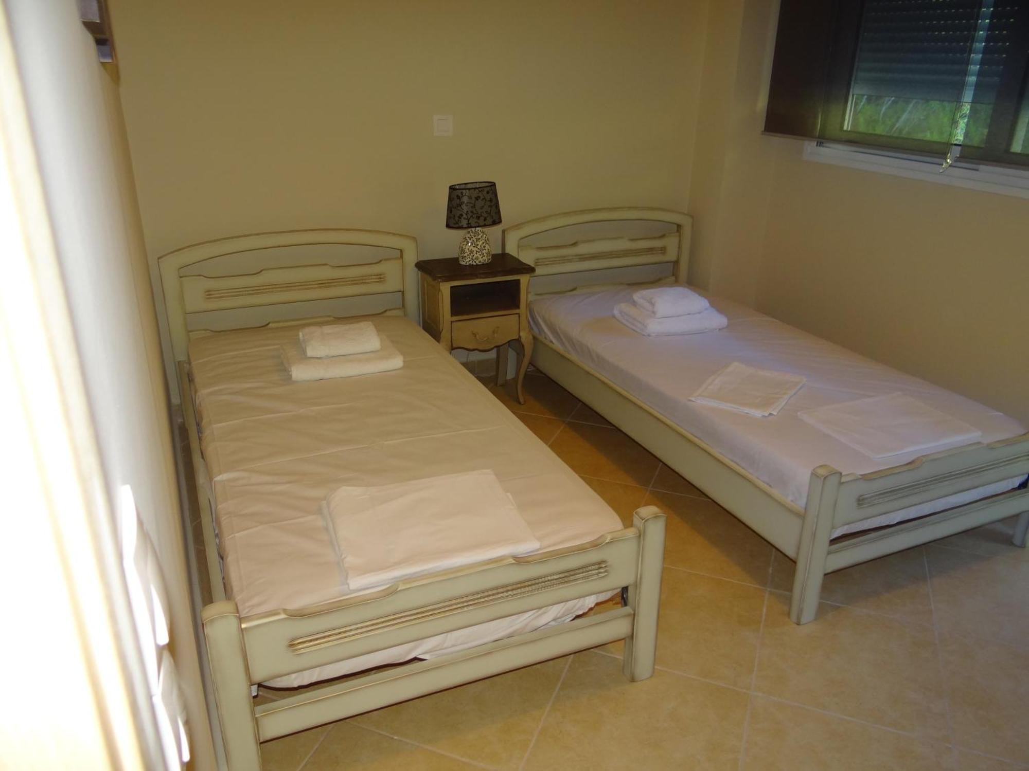 Aperanto House Paralia Loutsas 客房 照片